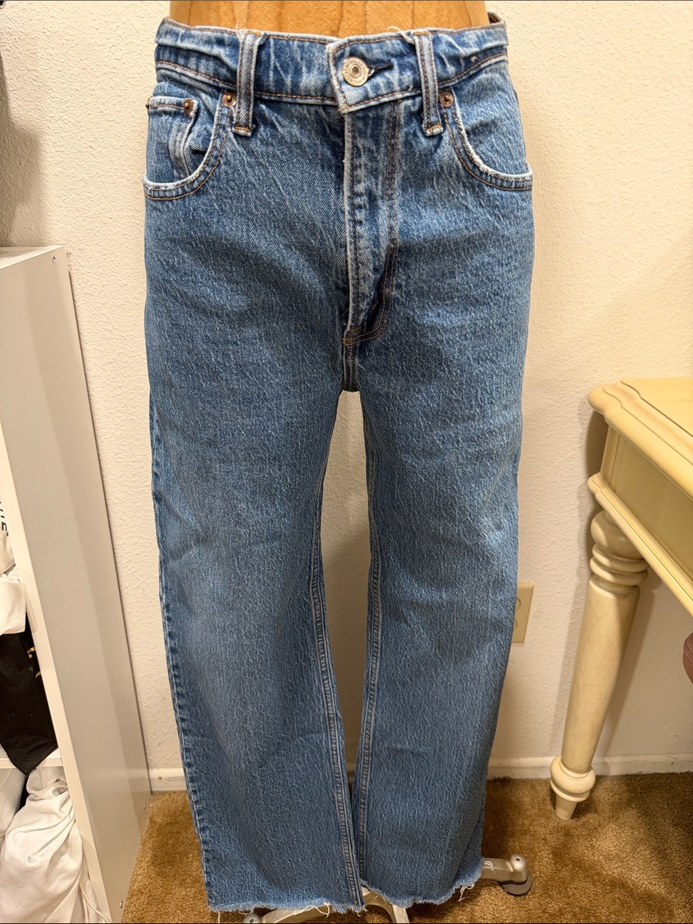 Abercrombie & Fitch High Rise 90s Relaxed Jean